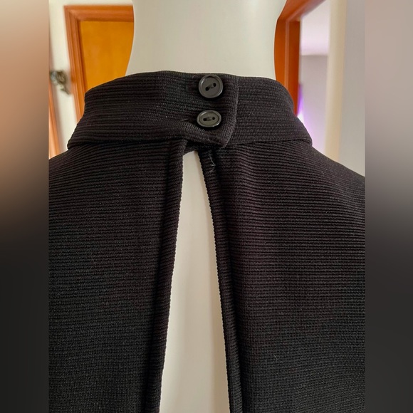 Top - Picture 2 of 12